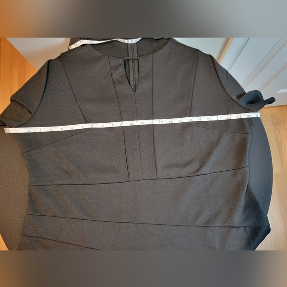 Chicwe Women's Stretch Black Sort Sleeved Dress 2X Scarf NWT‎ - Picture 8 of 13